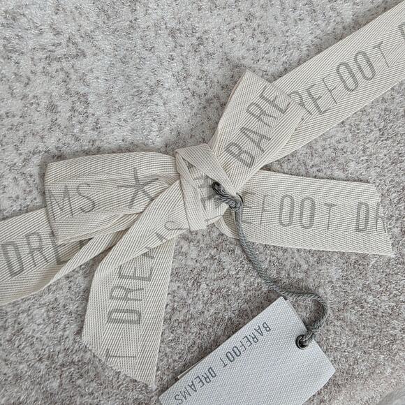 Barefoot Dreams CozyChic Lite Confetti Scarf & Beanie Set Cream Taupe NWT - Picture 4 of 9